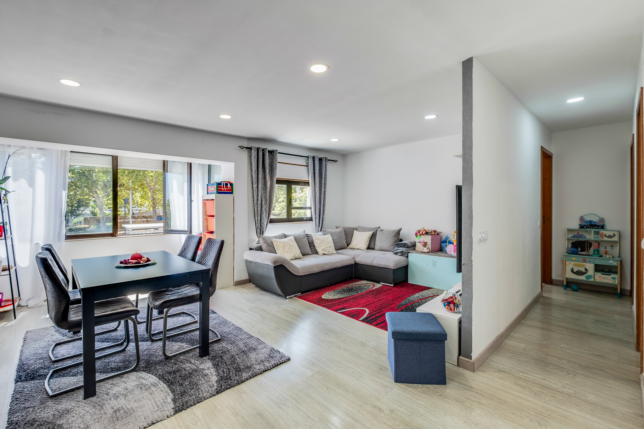 Luminoso Apartamento T2 Pronto a Habitar nos Olivais – Excelente Localização