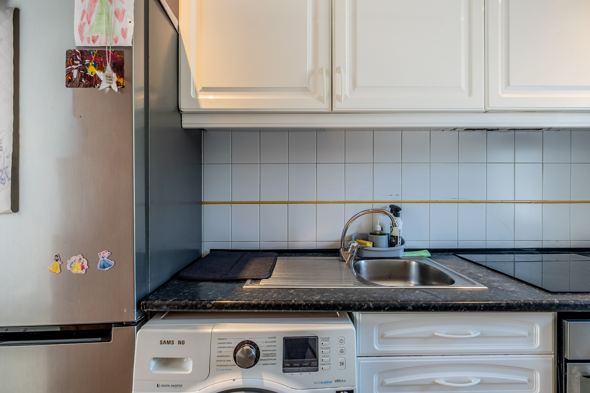 Luminoso Apartamento T2 Pronto a Habitar nos Olivais – Excelente Localização