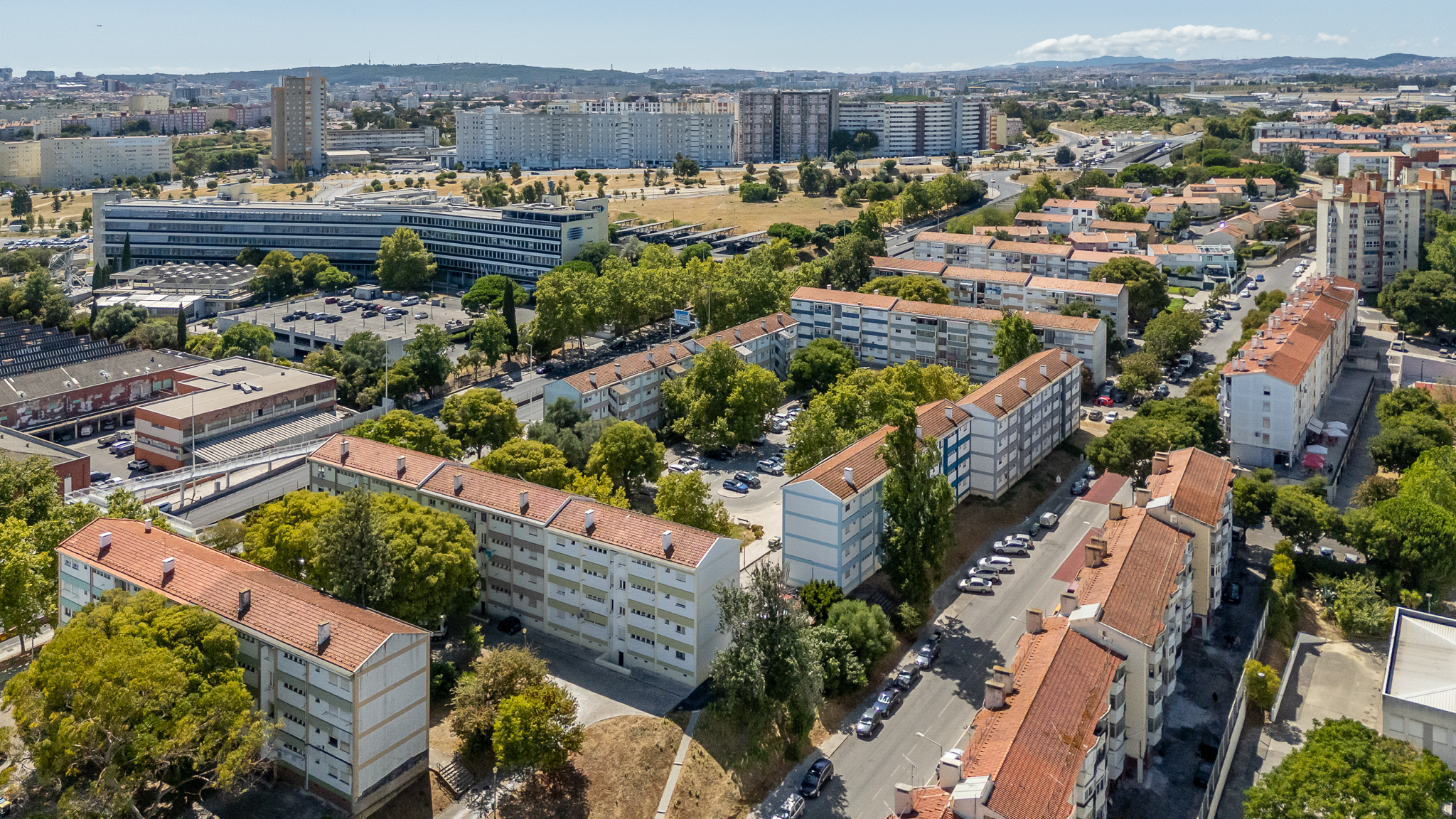Luminoso Apartamento T2 Pronto a Habitar nos Olivais – Excelente Localização