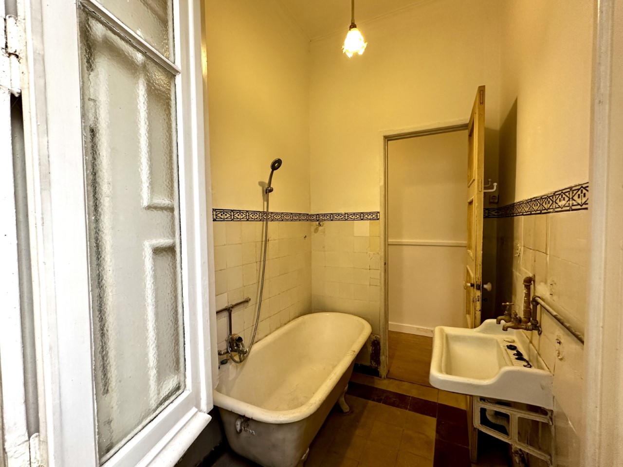 Apartamento T3 com Logradouro no Bairro dos Actores, Lisboa