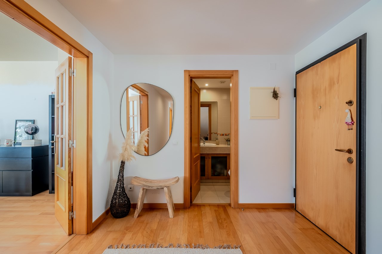 Duplex T3+1 com Vista Mar Permanente