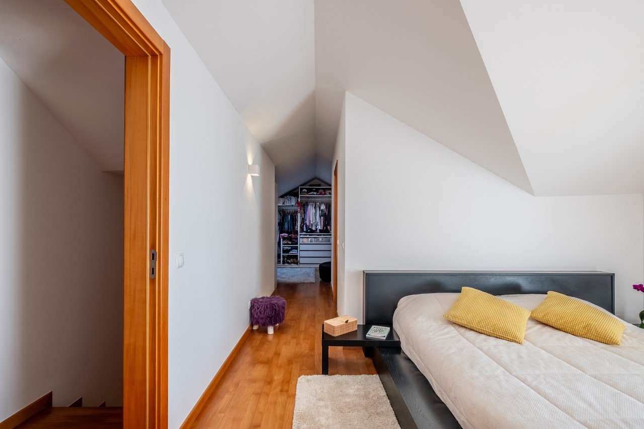 Duplex T3+1 com Vista Mar Permanente