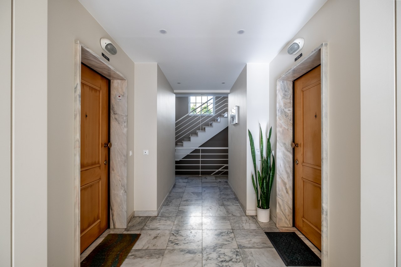 Duplex T3+1 com Vista Mar Permanente