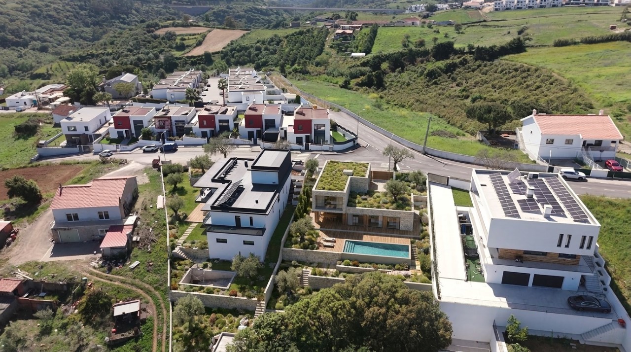 Moradia Contemporânea V3+1 com Elevador