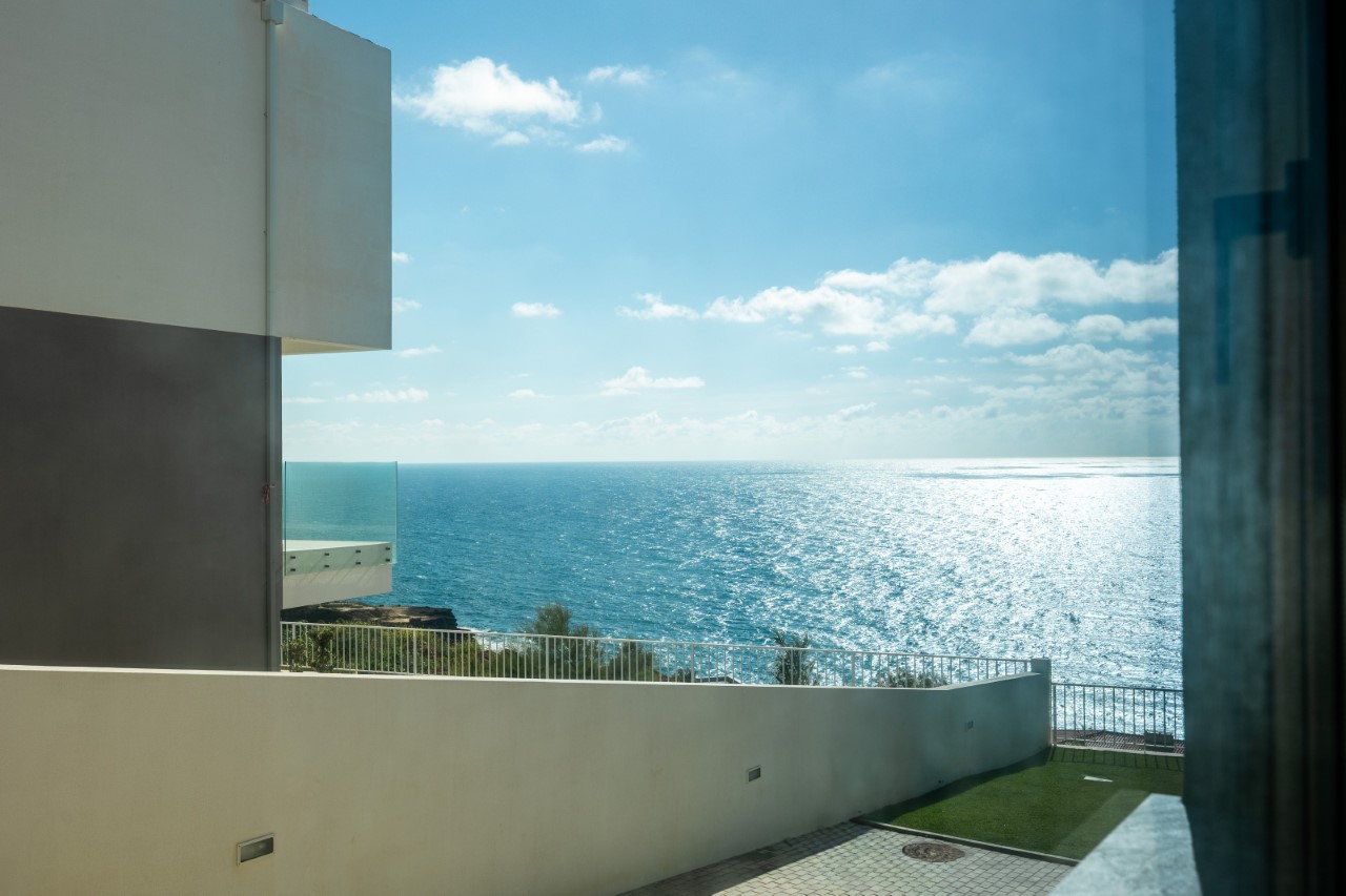 Moradia Isolada V3 com Piscina e Vista Mar
