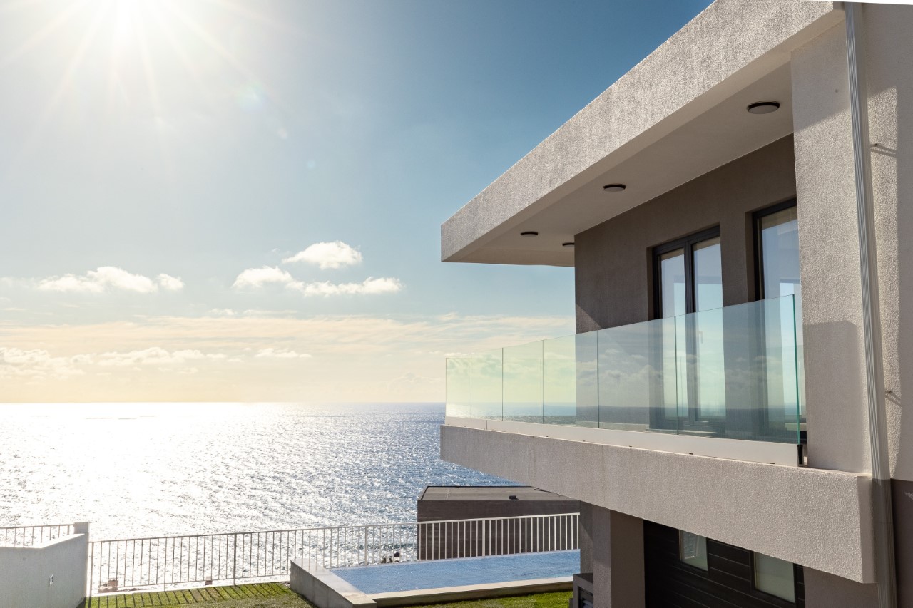 Moradia Isolada V3 com Piscina e Vista Mar