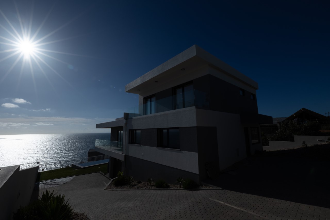Moradia Isolada V3 com Piscina e Vista Mar