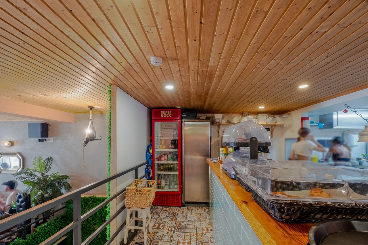 Trespasse de restaurante na Ericeira